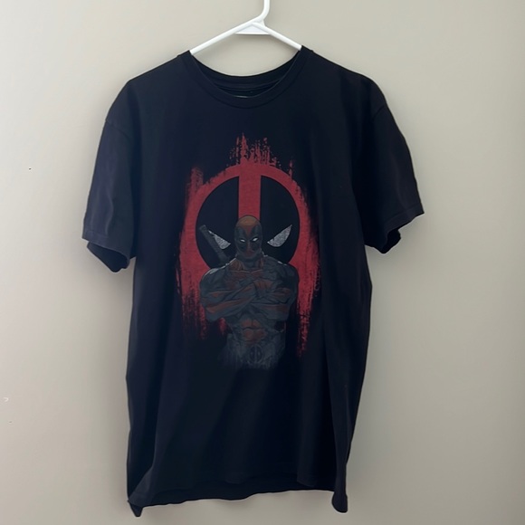 Marvel Other - Deadpool Shirt